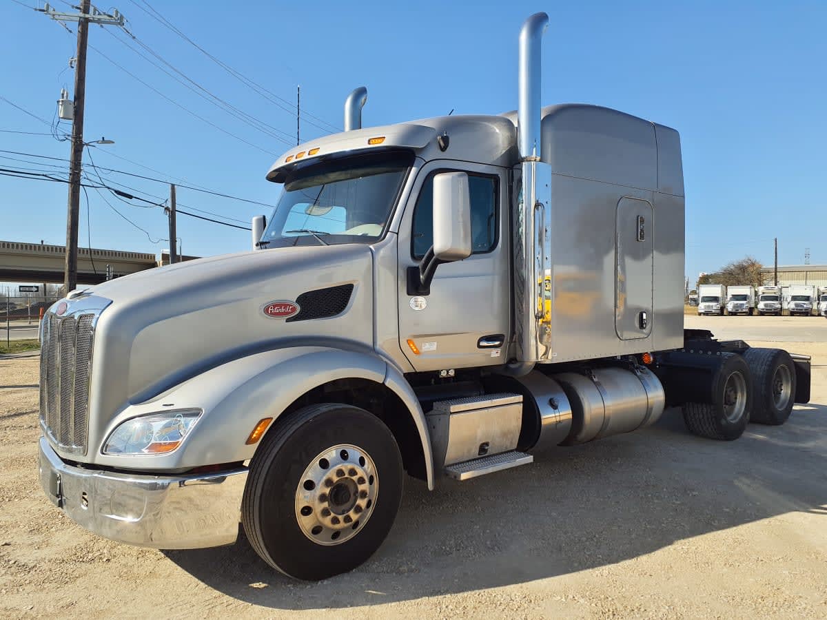 2021 Peterbilt 579 296330