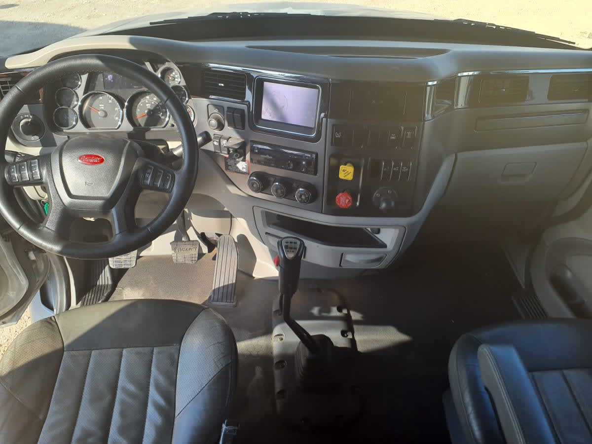2021 Peterbilt 579 296332