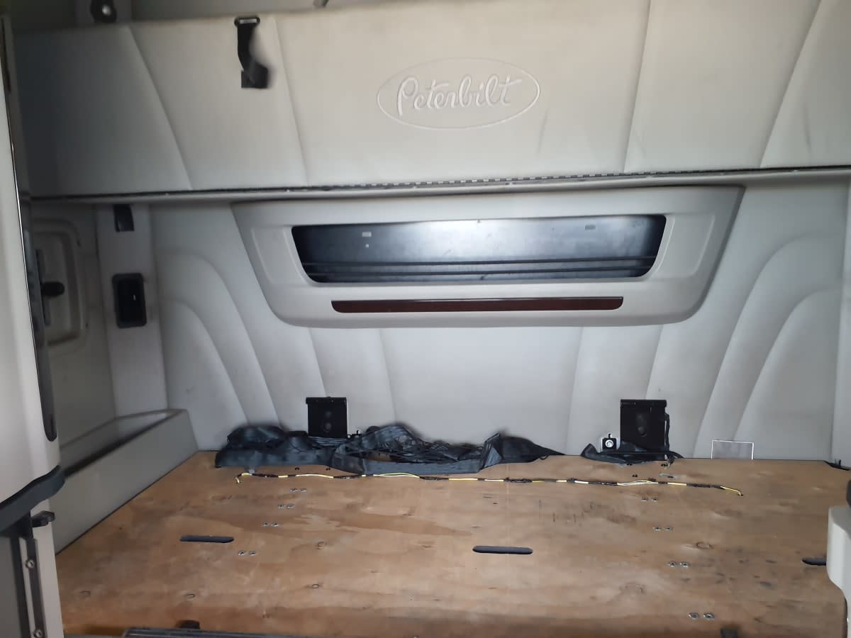 2021 Peterbilt 579 296333