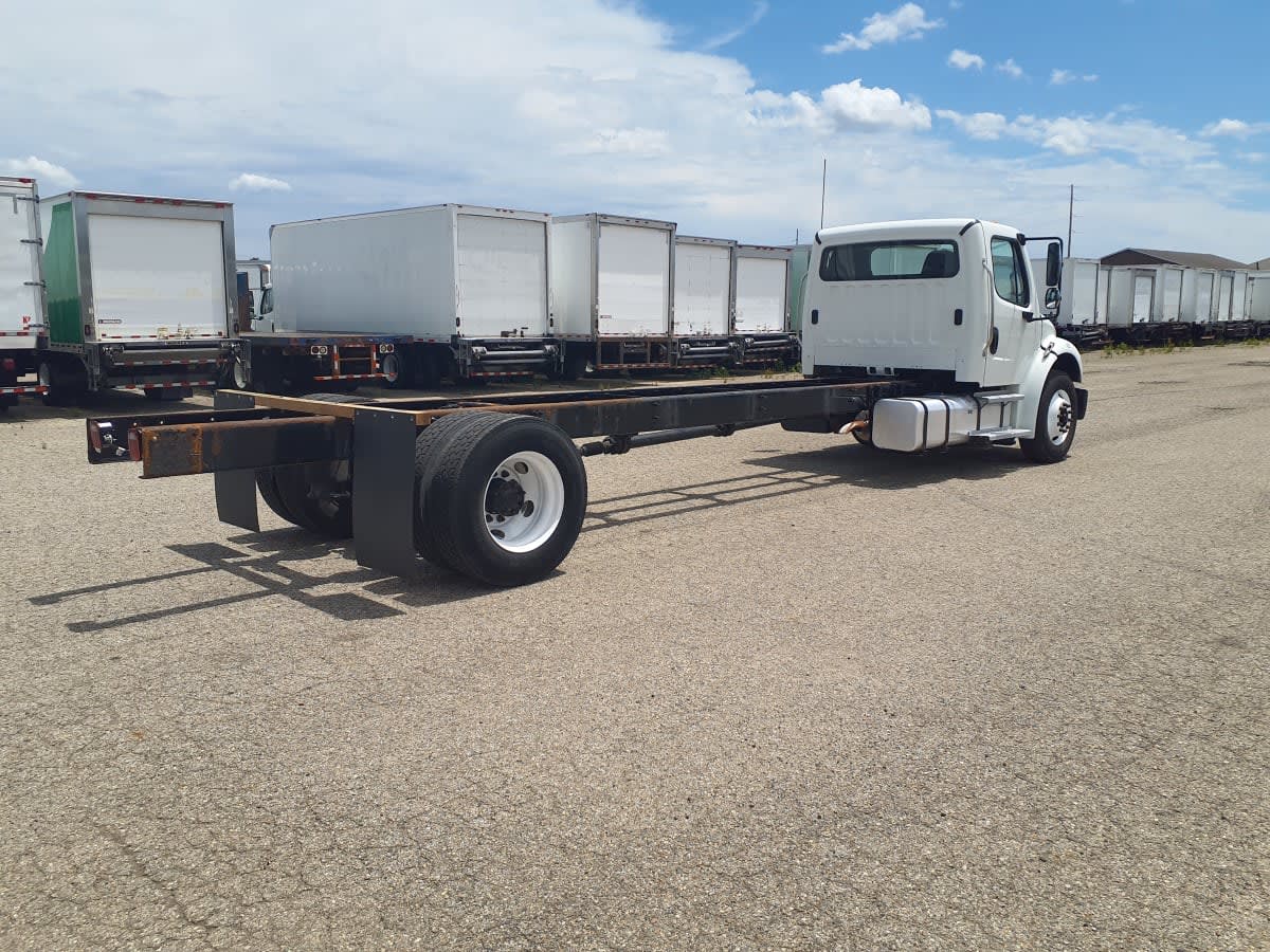 2021 Freightliner M2 106 in Wayland, MI — photo 4