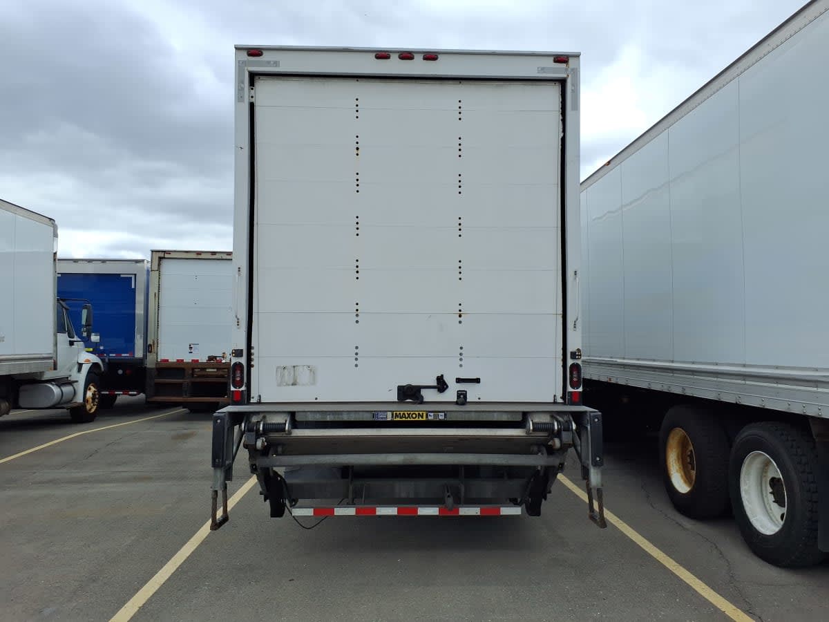 2021 Freightliner M2 106 297807