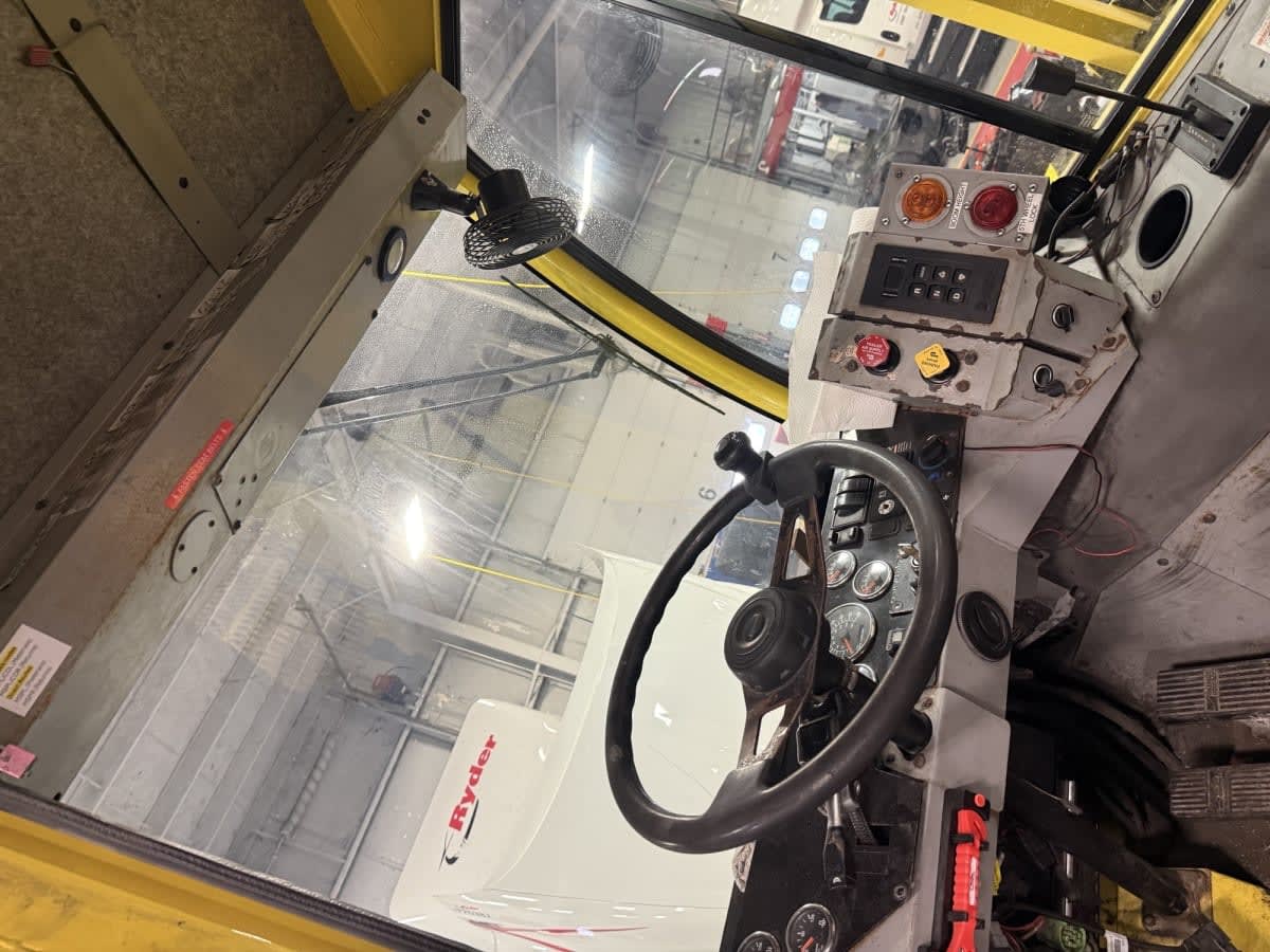 2021 Autocar ACTT42 298084