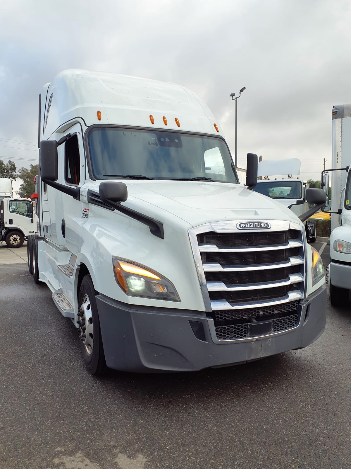 2021 Freightliner/Mercedes NEW CASCADIA PX12664 298199