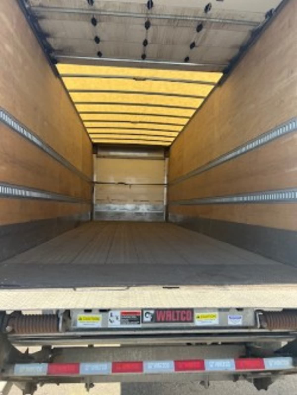 2021 Freightliner M2 106 298307