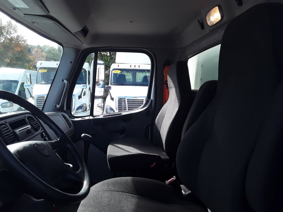 2021 Freightliner/Mercedes M2 106 298313