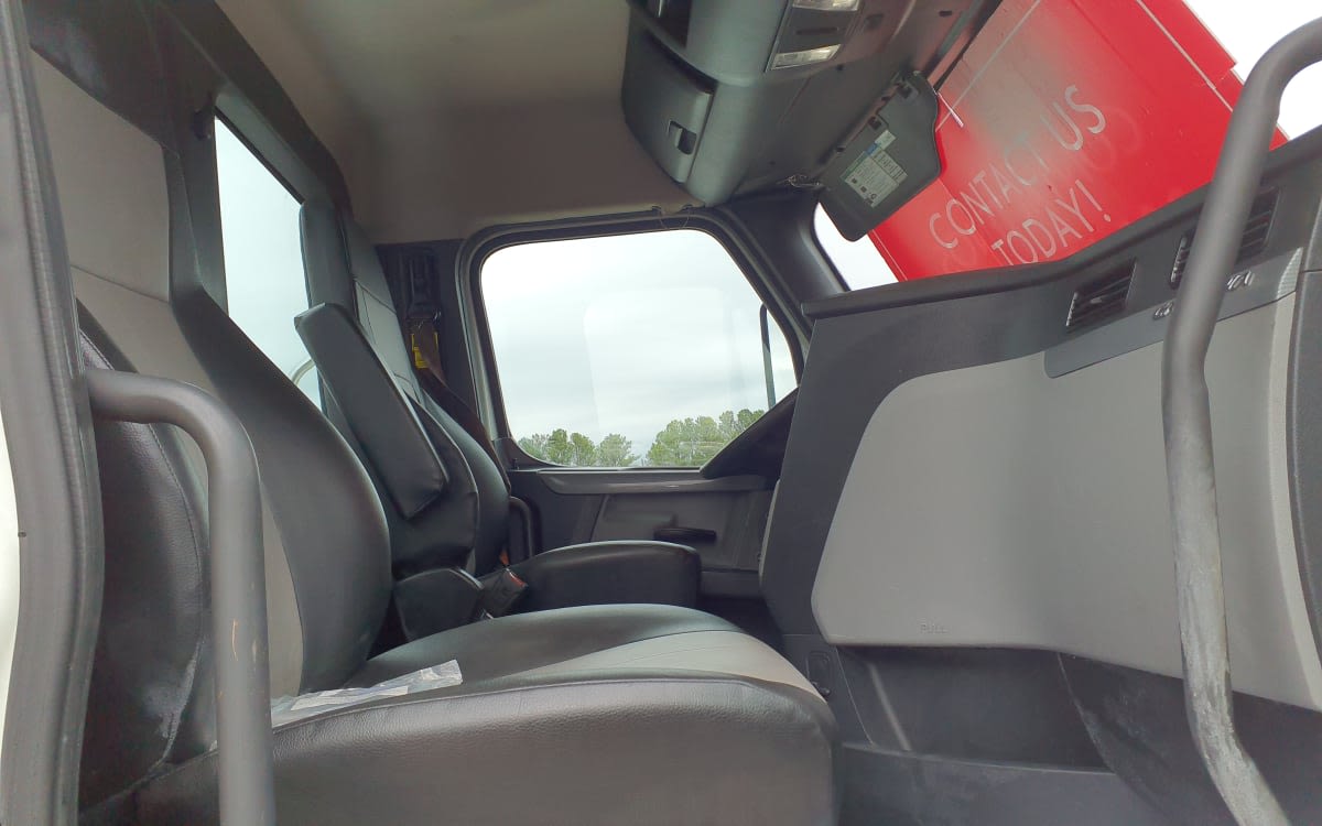 2021 Freightliner/Mercedes NEW CASCADIA PX12664 298323