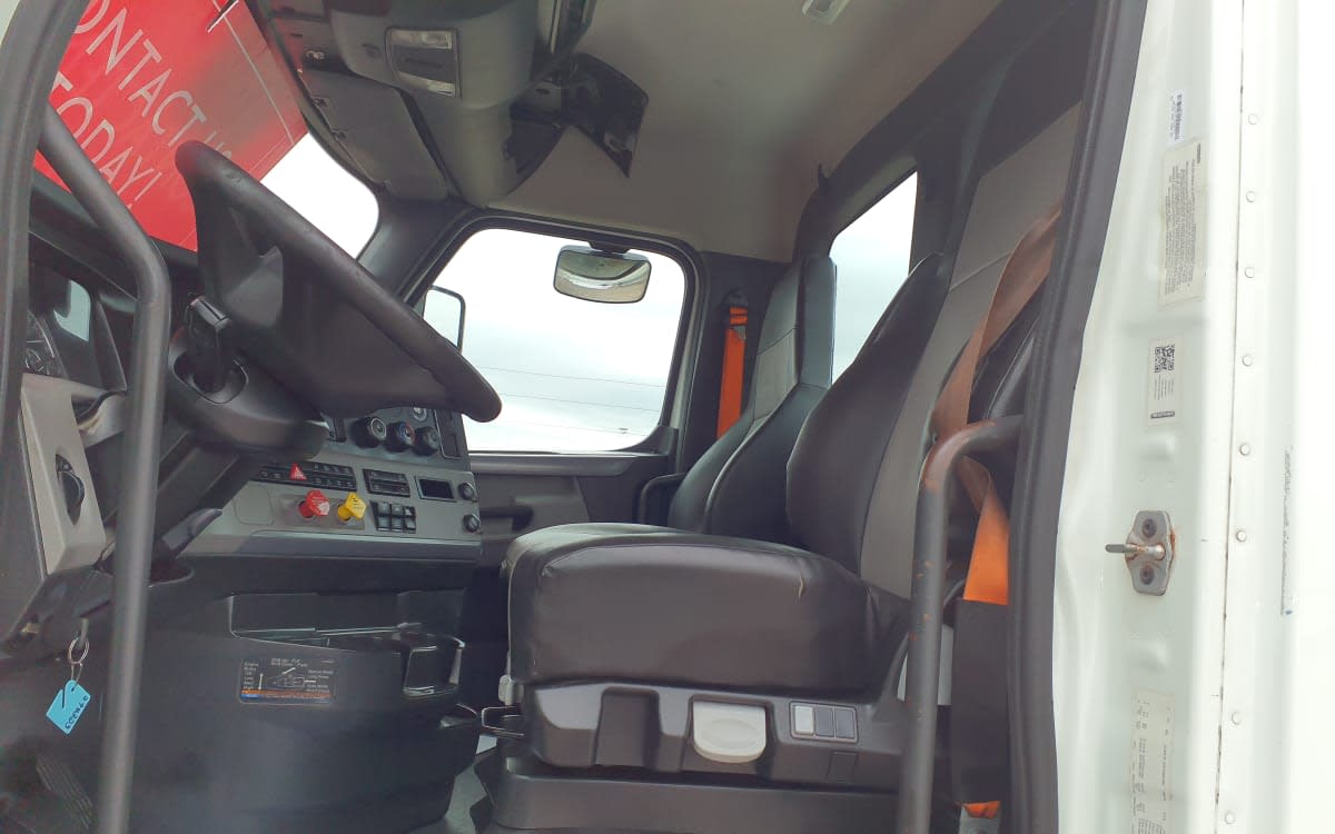 2021 Freightliner/Mercedes NEW CASCADIA PX12664 298323