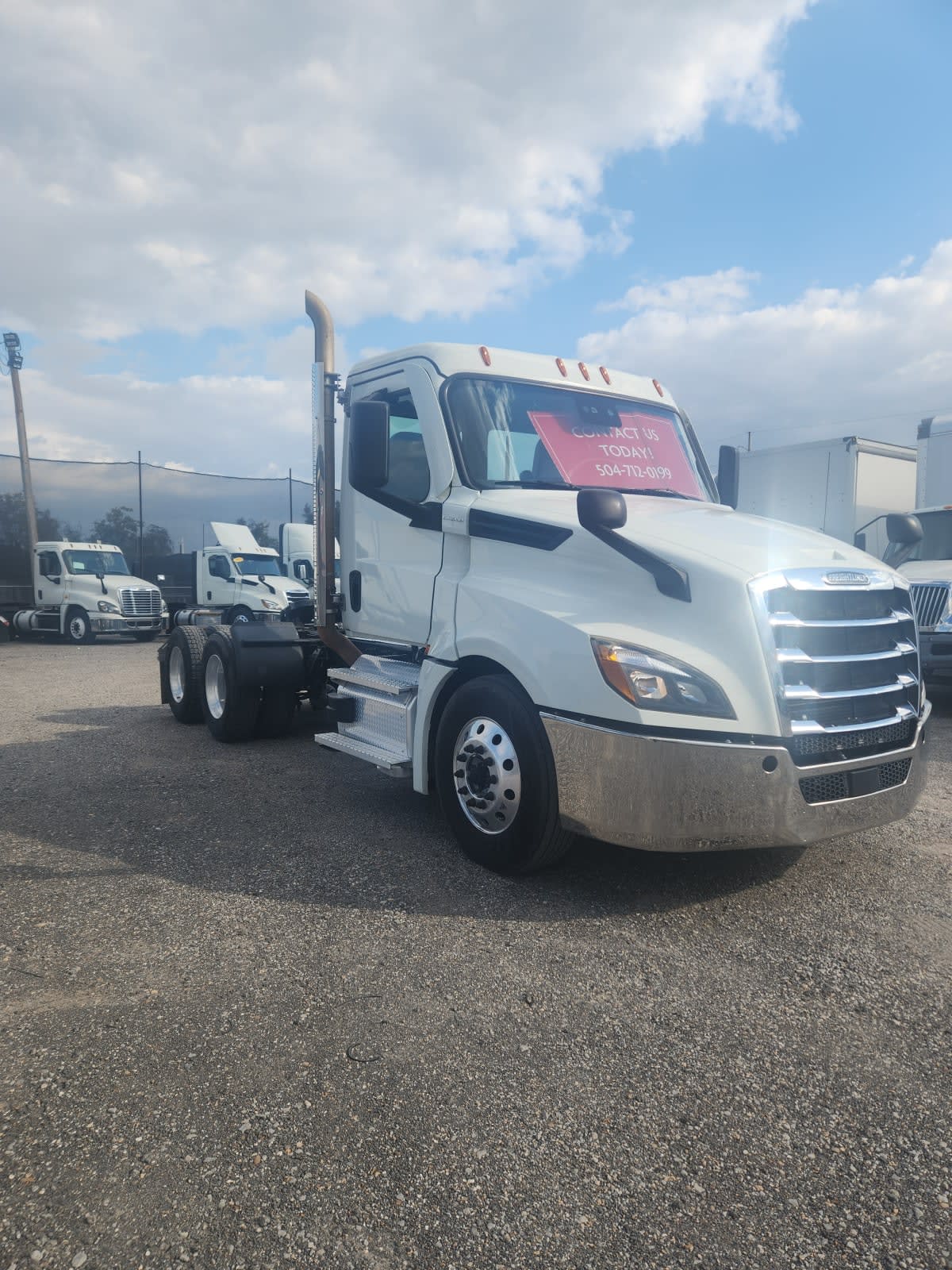 2021 Freightliner - image 1