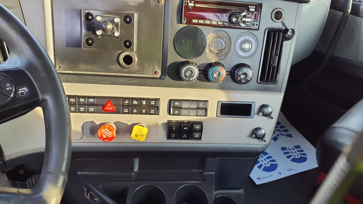 2021 Freightliner/Mercedes NEW CASCADIA PX12664 298325