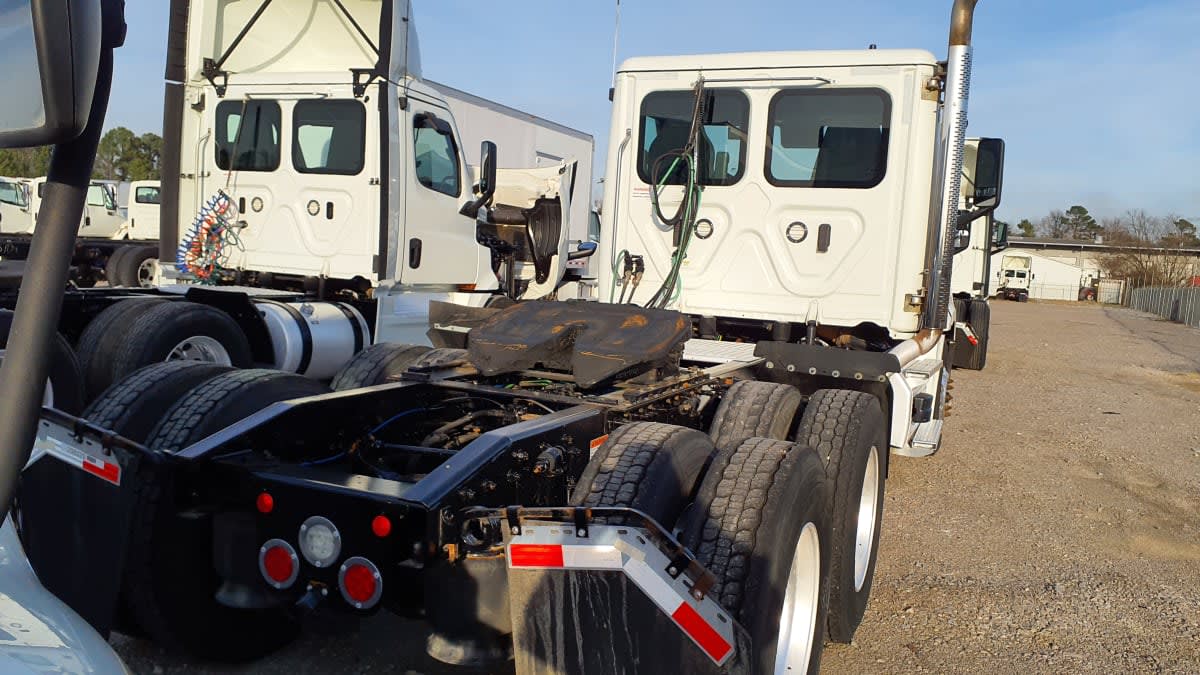 2021 Freightliner/Mercedes NEW CASCADIA PX12664 298325