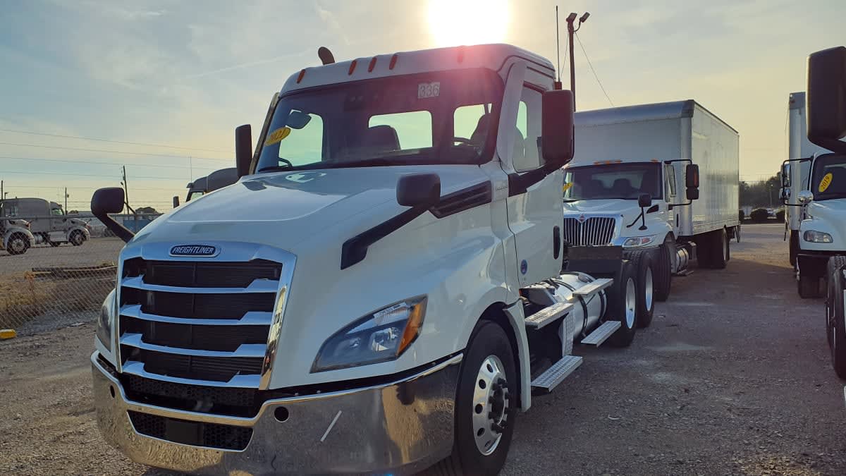 2021 Freightliner/Mercedes NEW CASCADIA PX12664 298325