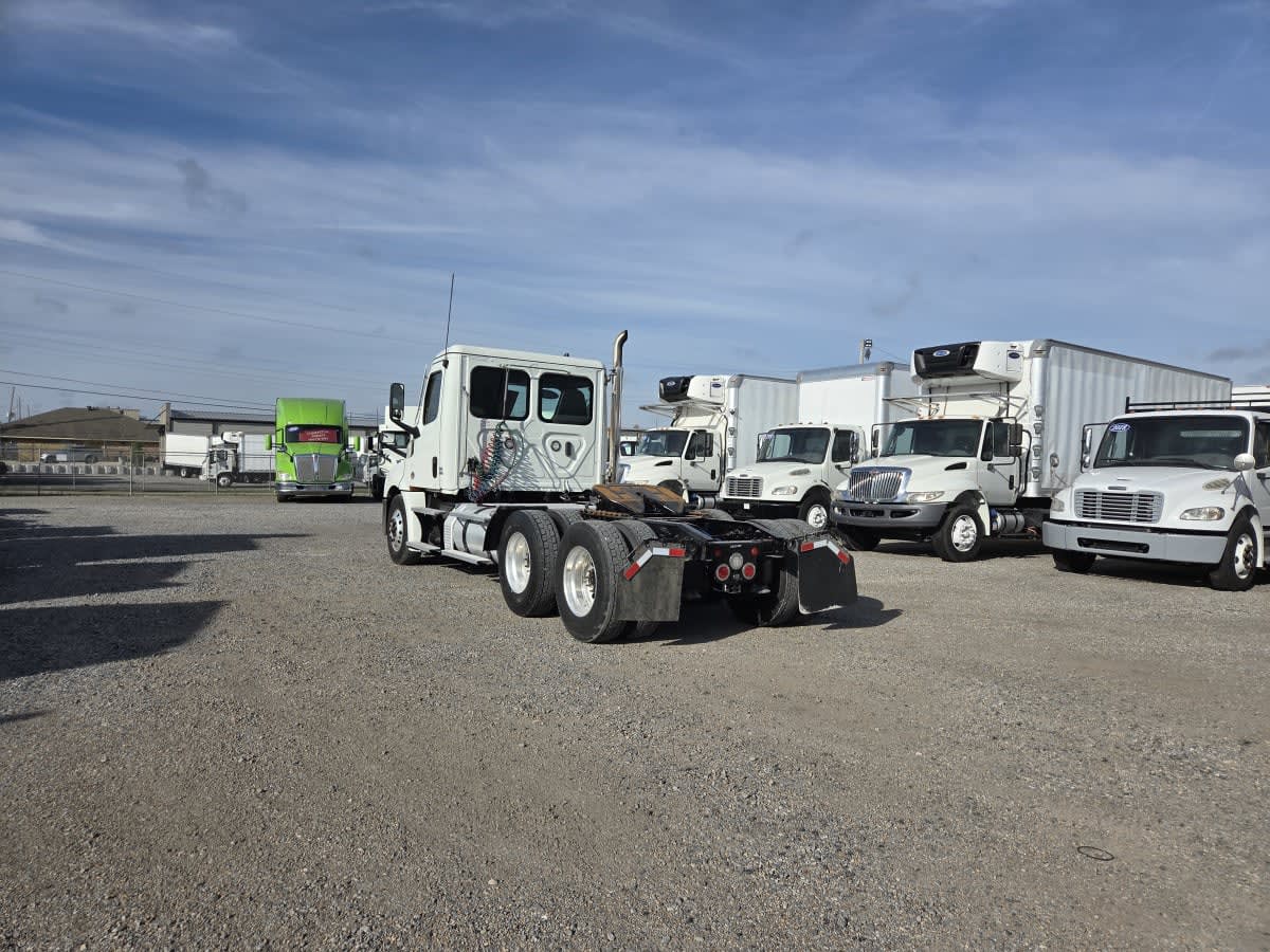 2021 Freightliner - image 6