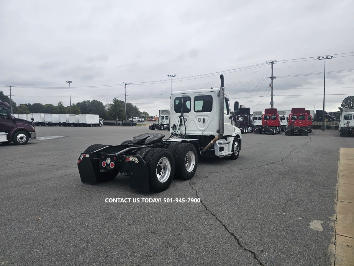 2021 Freightliner/Mercedes NEW CASCADIA PX12664 298330