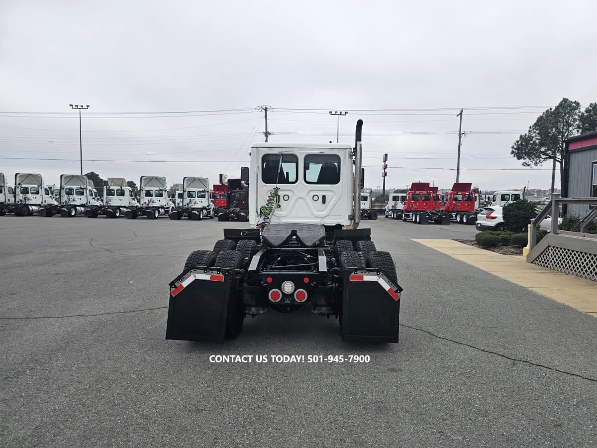 2021 Freightliner - image 5