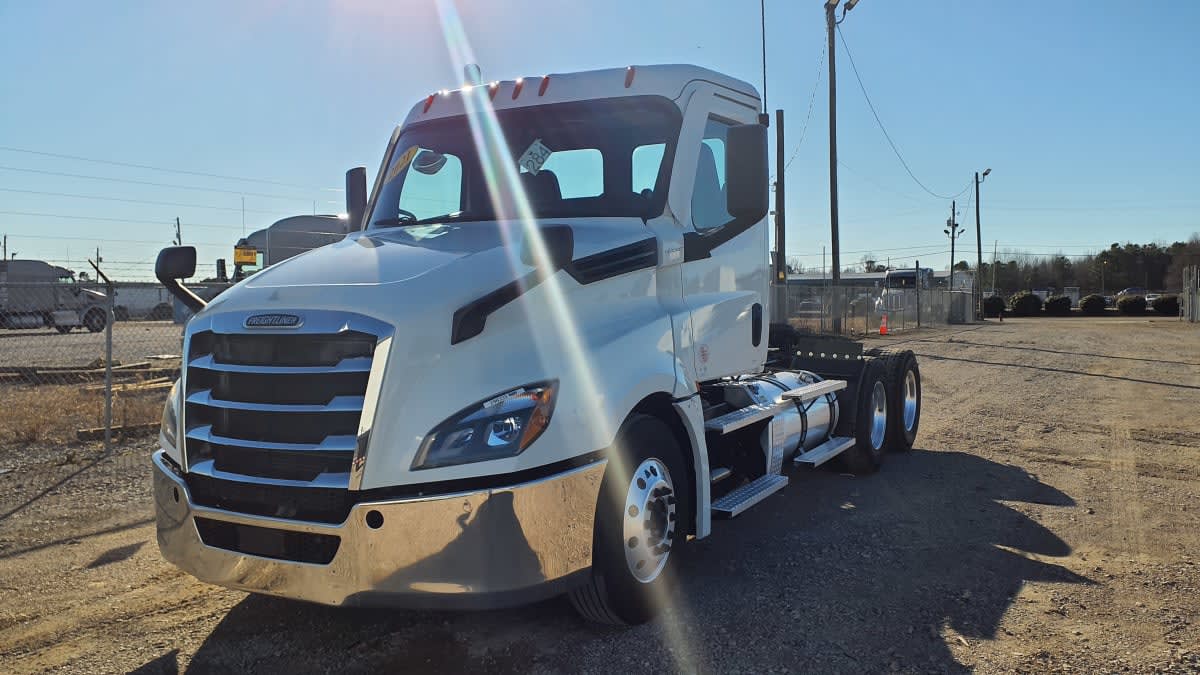 2021 Freightliner/Mercedes NEW CASCADIA PX12664 298333