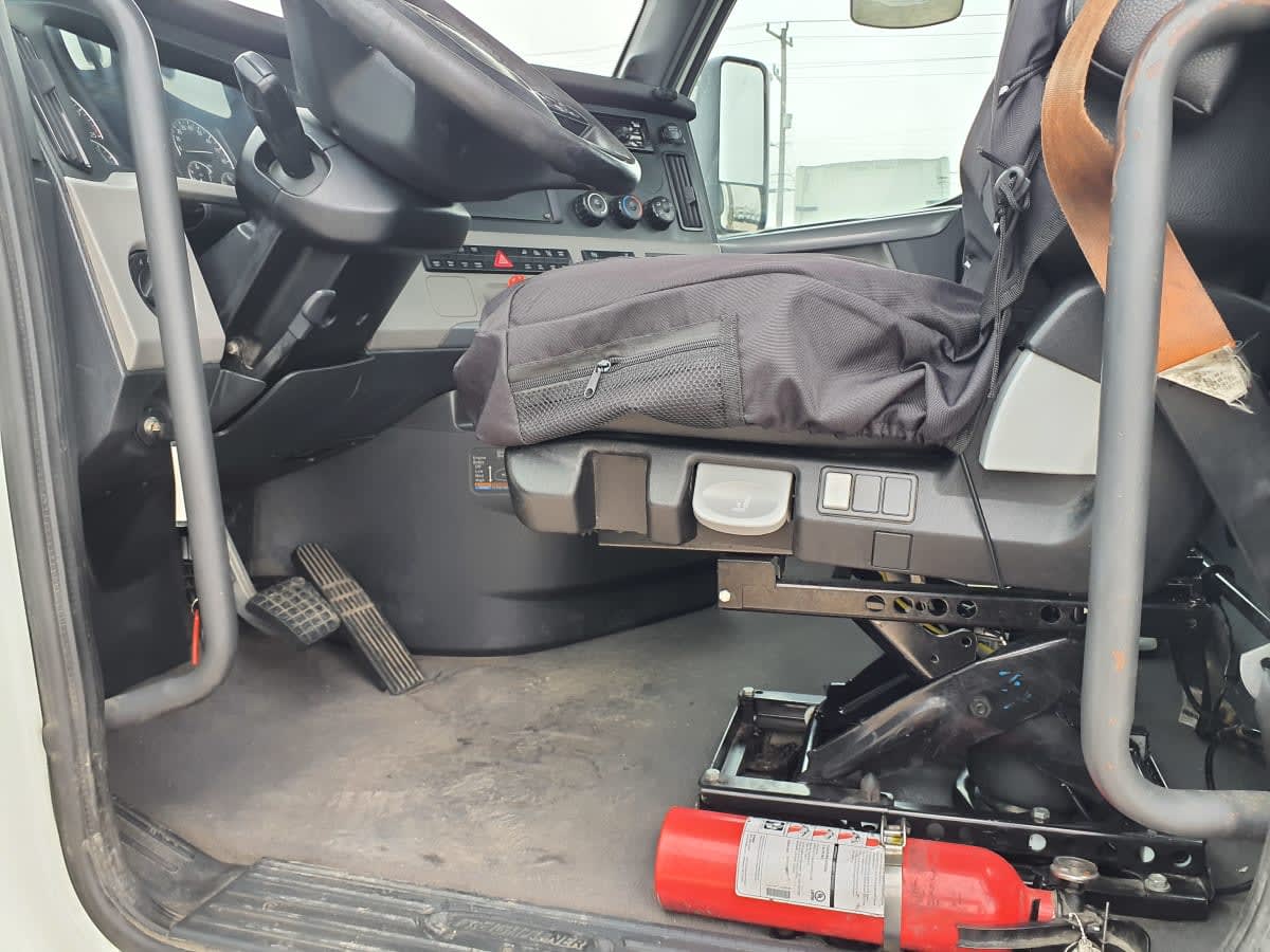 2021 Freightliner/Mercedes NEW CASCADIA PX12664 298336