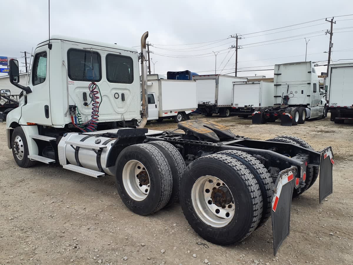 2021 Freightliner/Mercedes NEW CASCADIA PX12664 298336