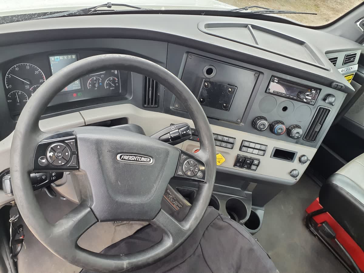 2021 Freightliner/Mercedes NEW CASCADIA PX12664 298336