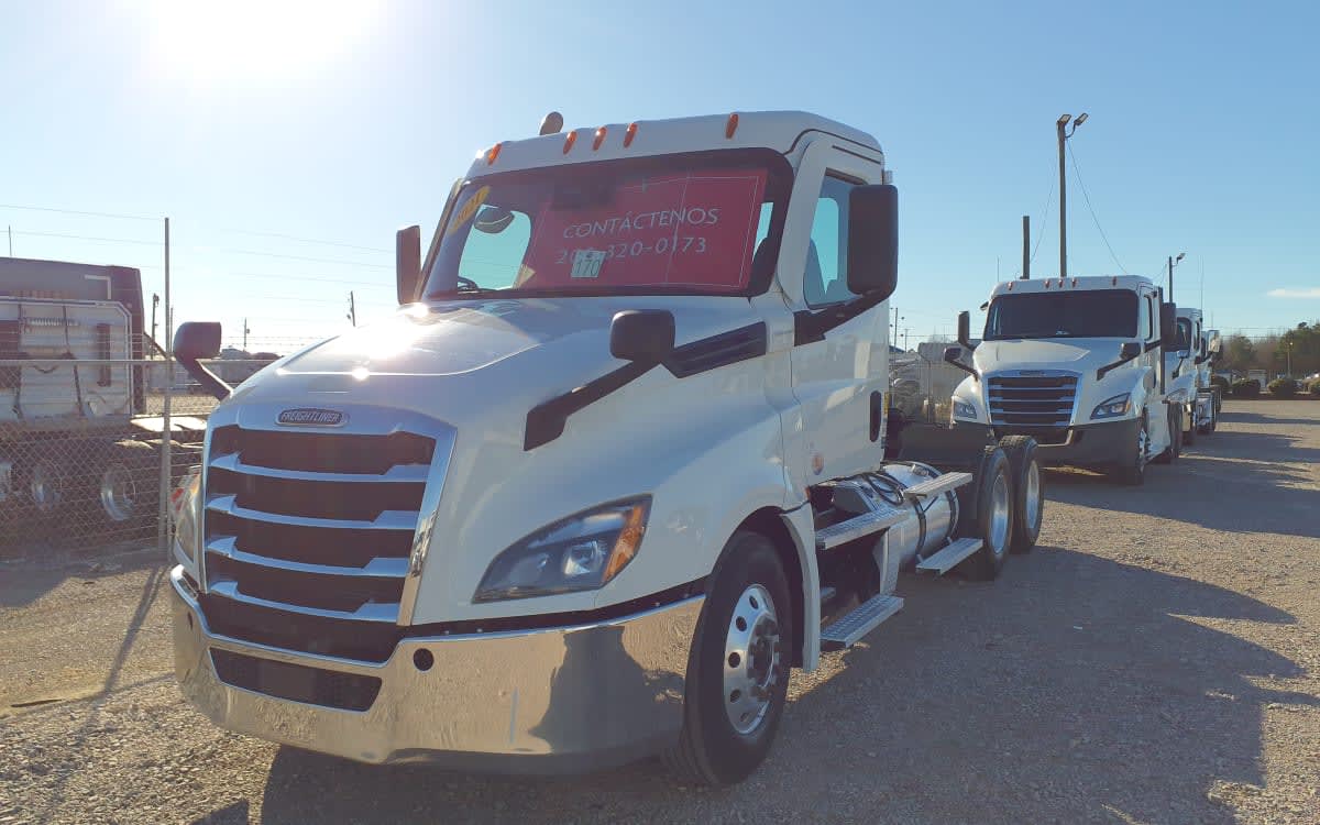 2021 Freightliner/Mercedes NEW CASCADIA PX12664 298341