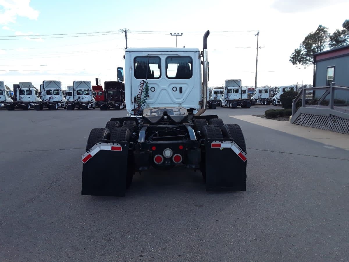 2021 Freightliner - image 5