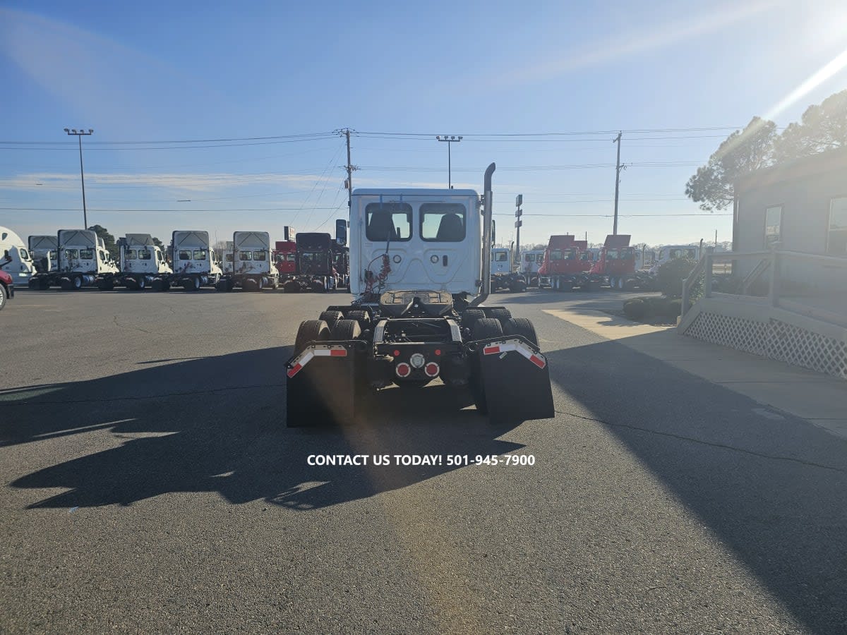 2021 Freightliner - image 5