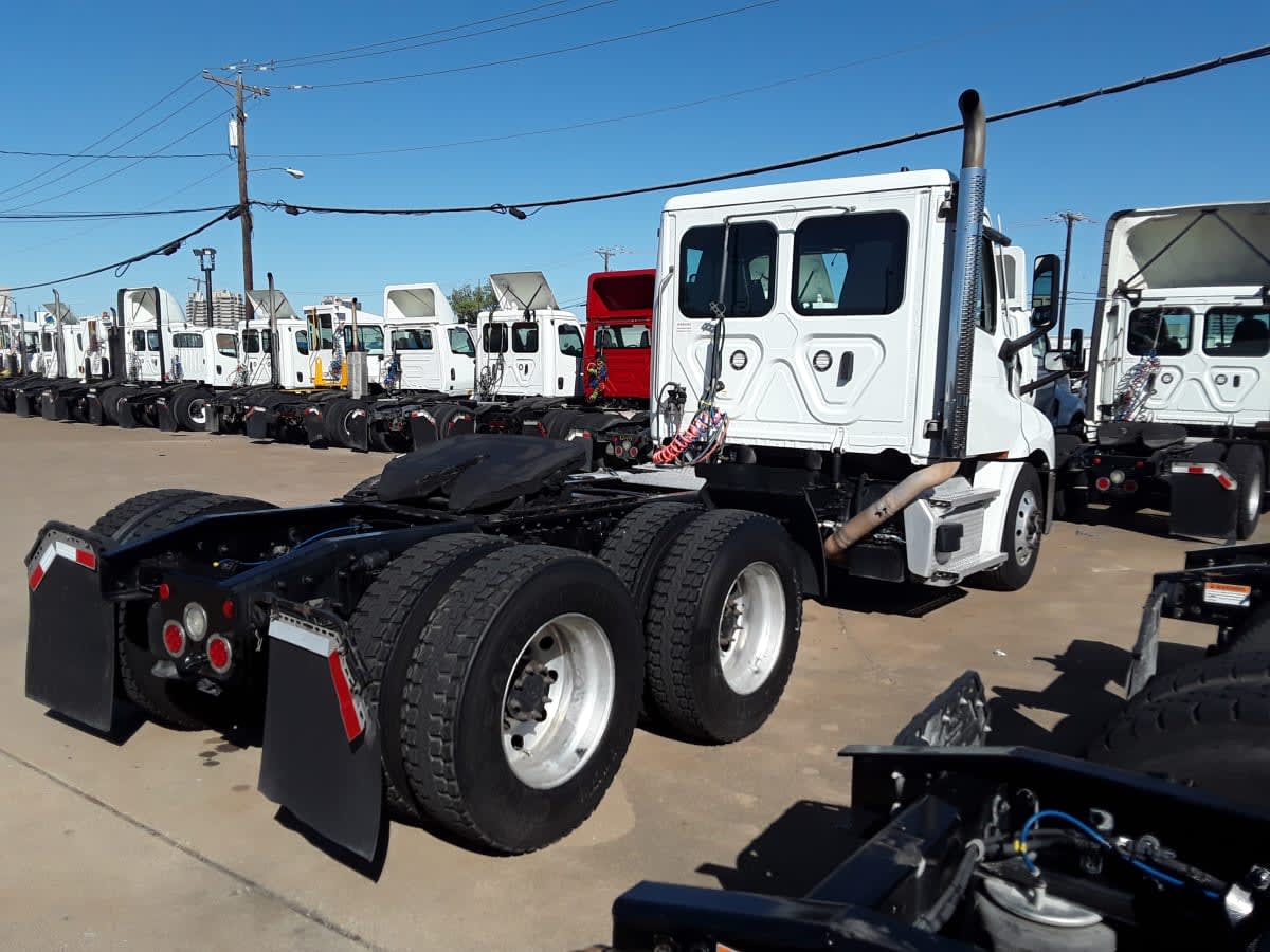2021 Freightliner/Mercedes NEW CASCADIA PX12664 298352