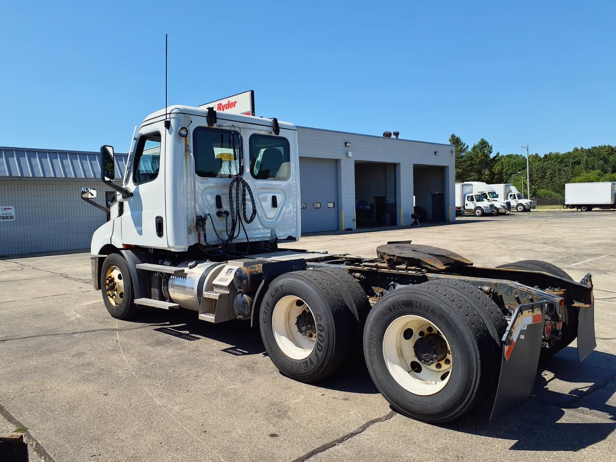 2021 Freightliner/Mercedes CASCADIA PX11664ST 298613