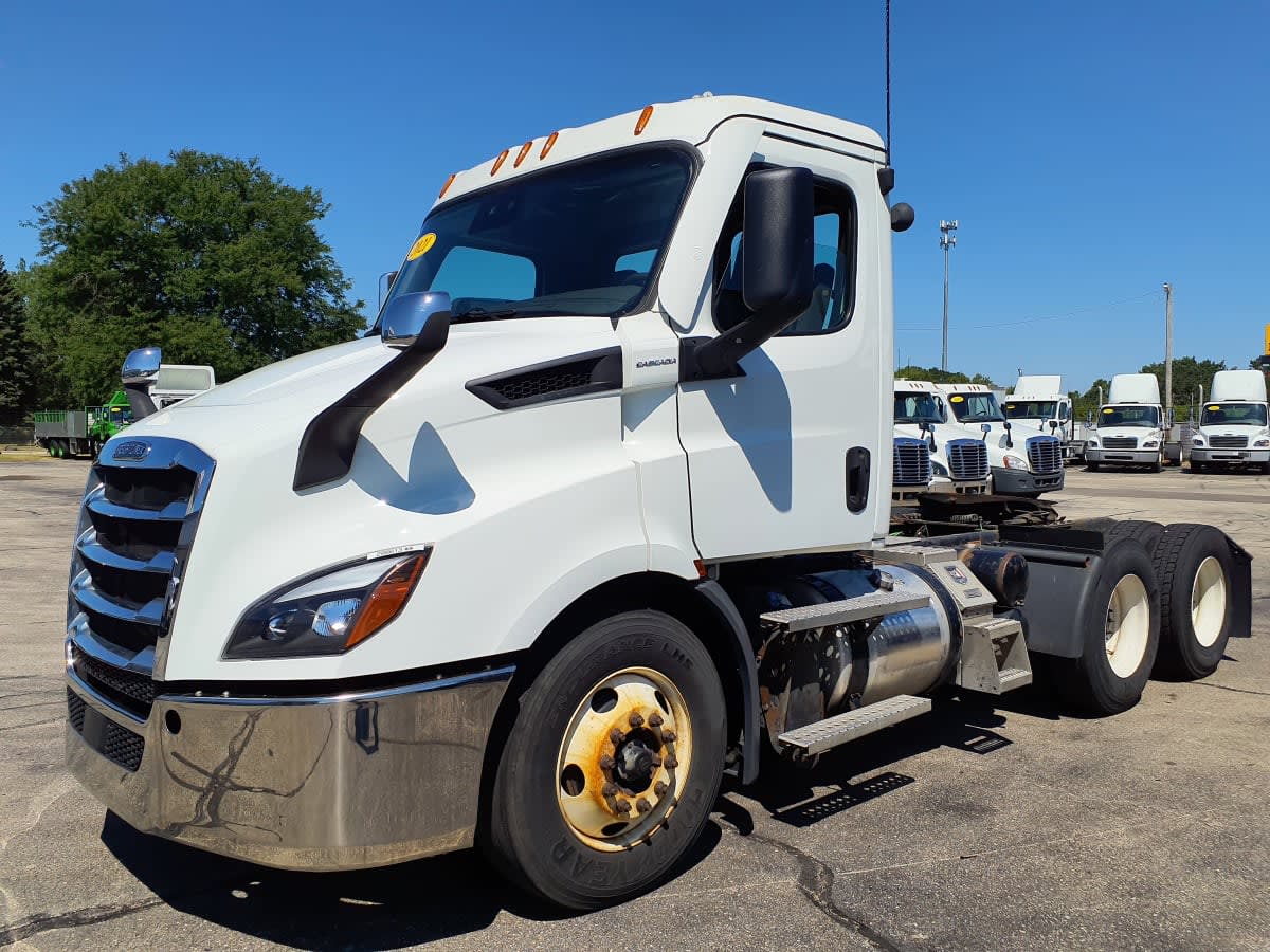 2021 Freightliner/Mercedes CASCADIA PX11664ST 298613