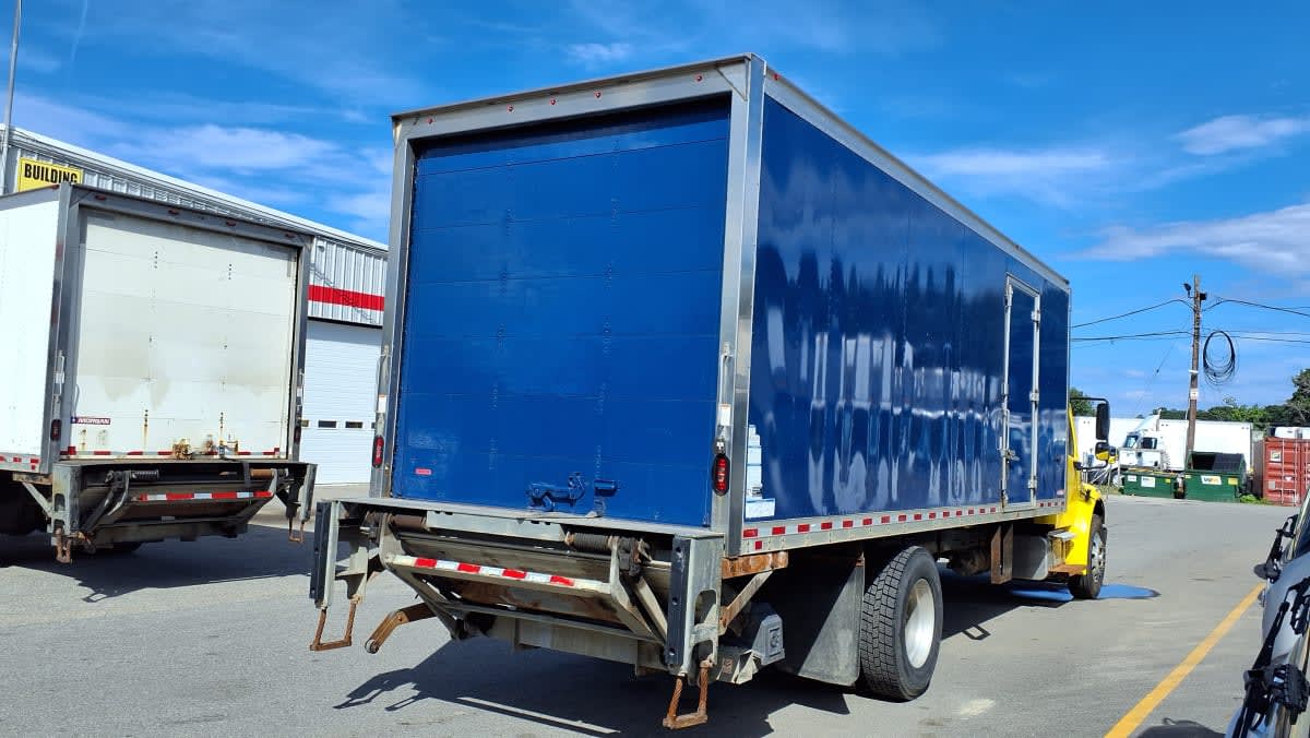 2021 Freightliner M2 106 in Salisbury, MA — photo 4