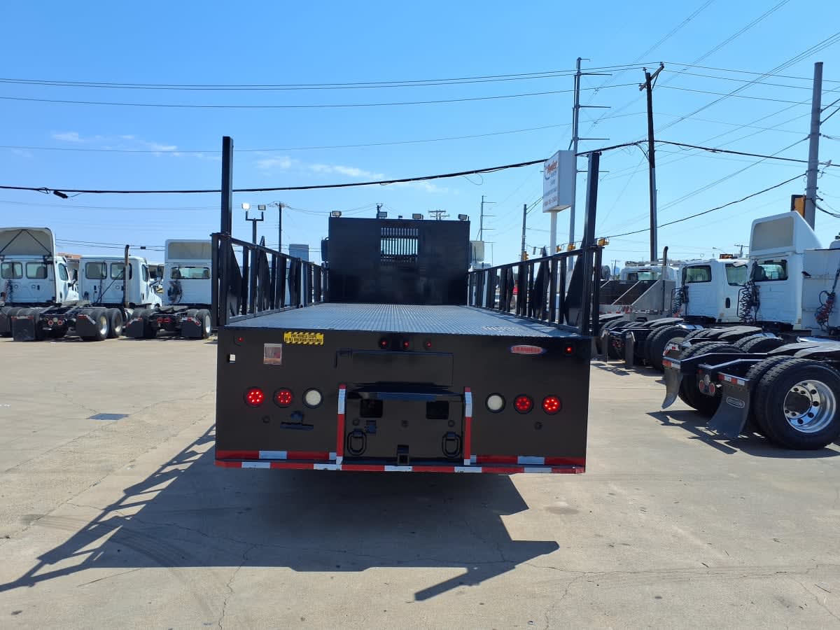 2020 Freightliner 114SD in Dallas, TX — photo 5
