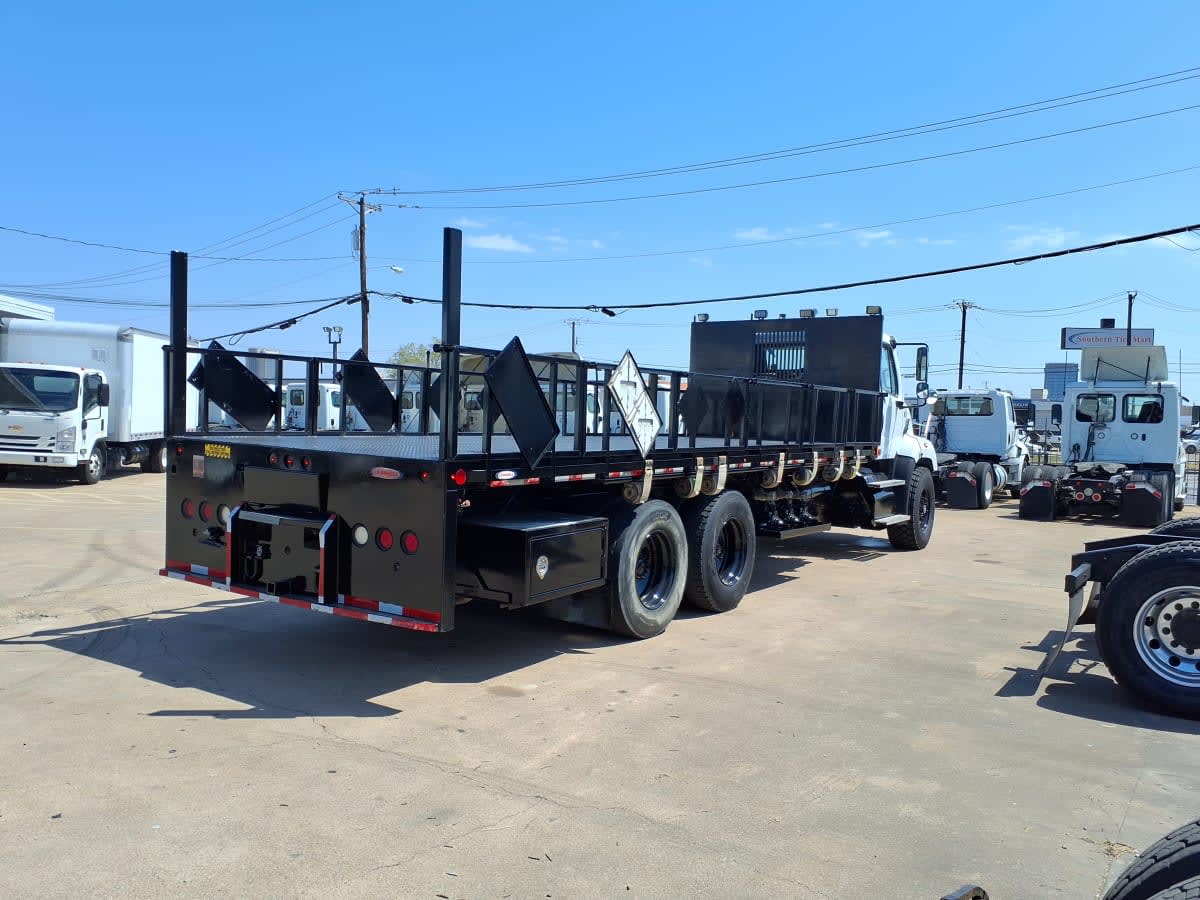 2020 Freightliner 114SD in Dallas, TX — photo 4