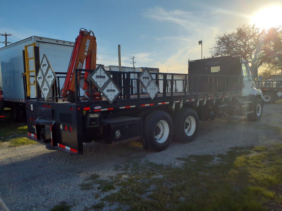 2020 Freightliner/Mercedes 114SD 299099