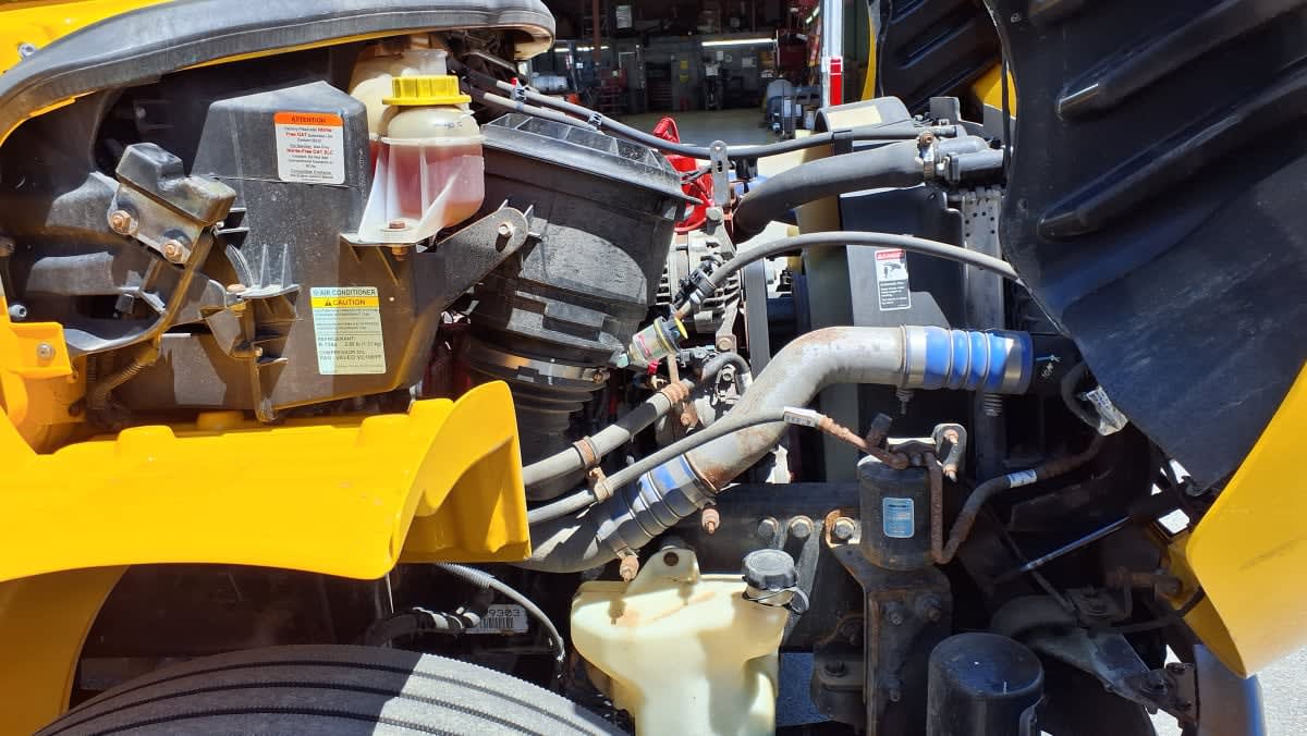 2021 Freightliner/Mercedes M2 106 299130