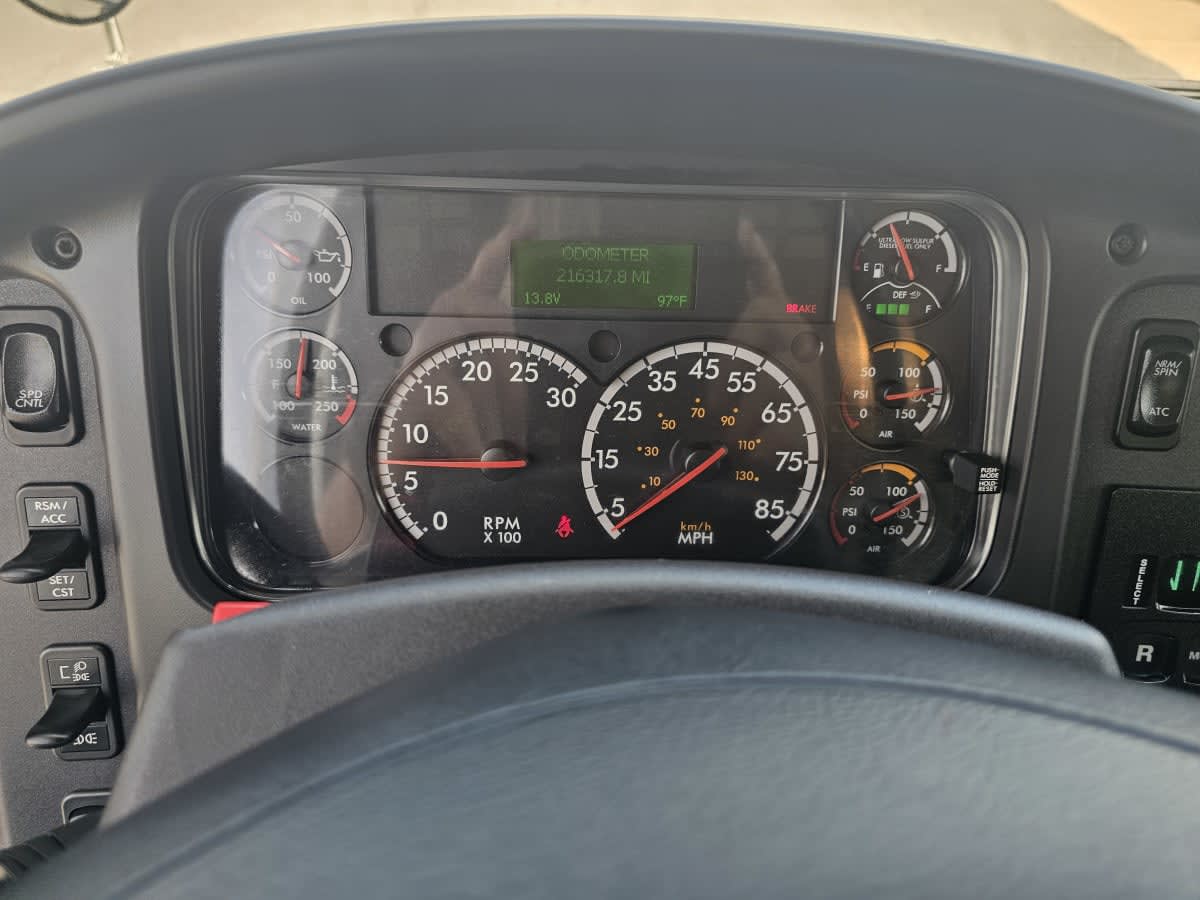 2021 Freightliner M2 106 299184