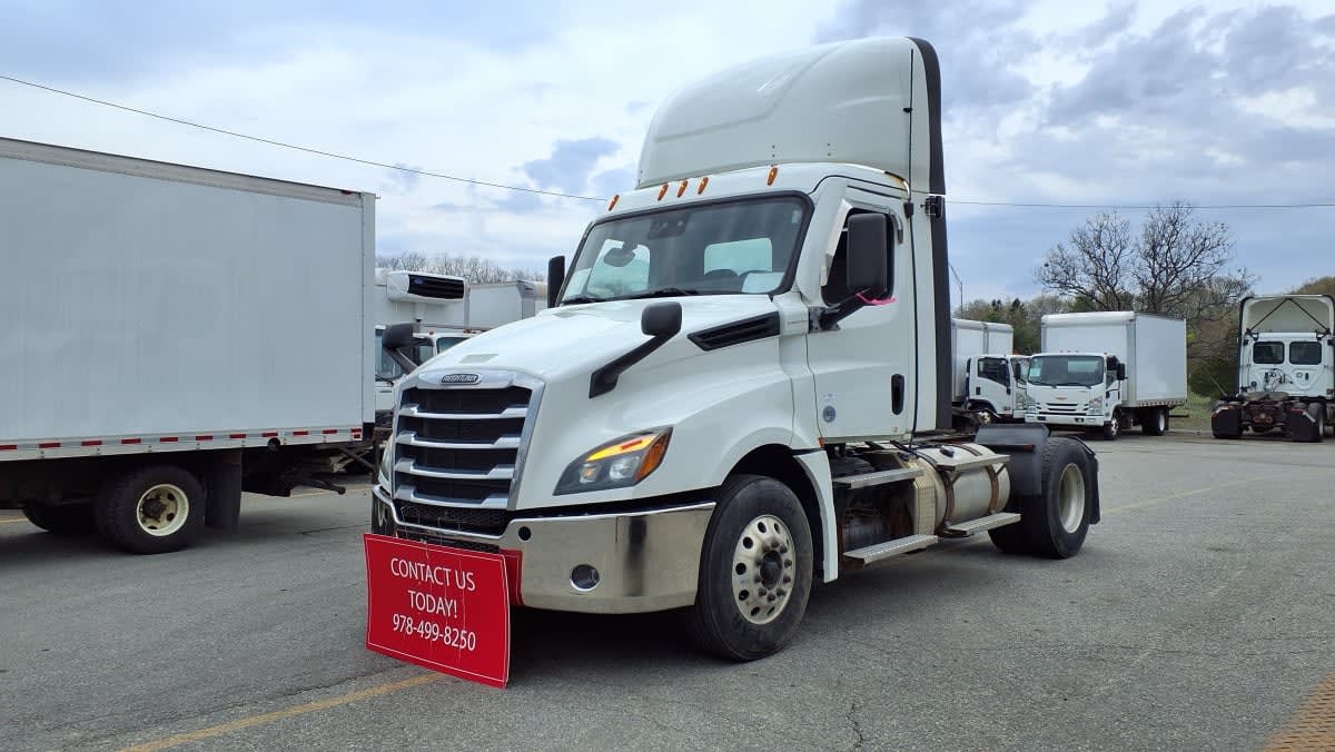 2021 Freightliner/Mercedes CASCADIA PX12642ST 299968