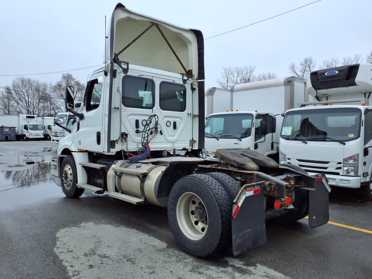 2021 Freightliner/Mercedes CASCADIA PX12642ST 299969