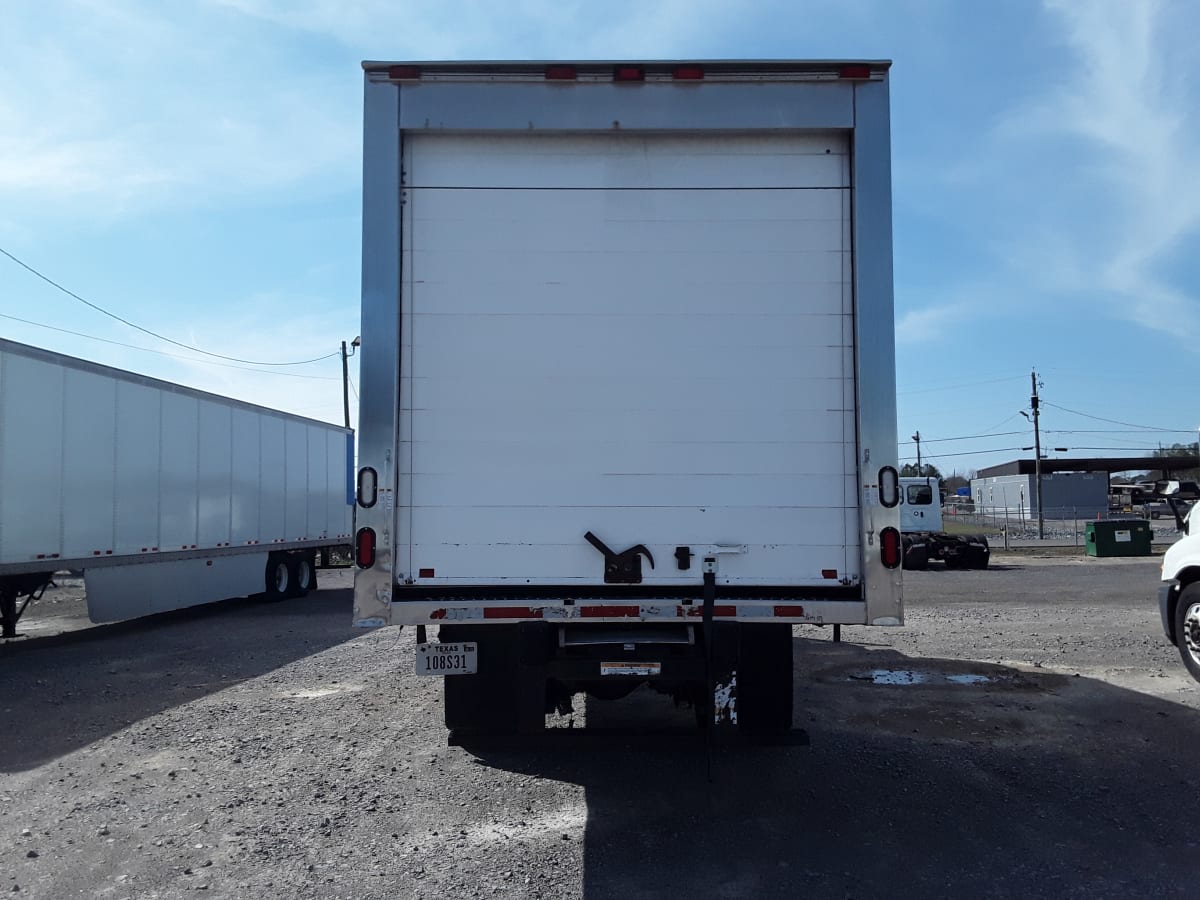 2015 Freightliner/Mercedes M2 106 301646