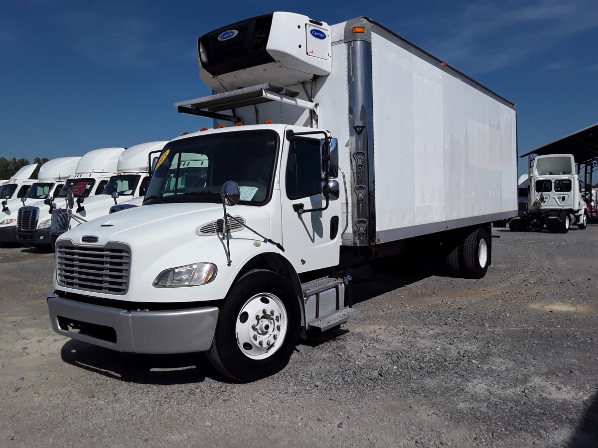 2015 Freightliner/Mercedes M2 106 301646