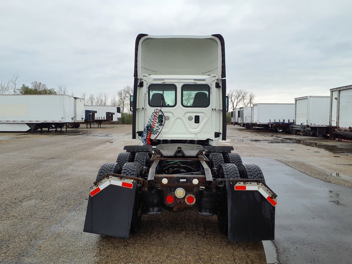 2015 Freightliner/Mercedes CASCADIA 125 301994