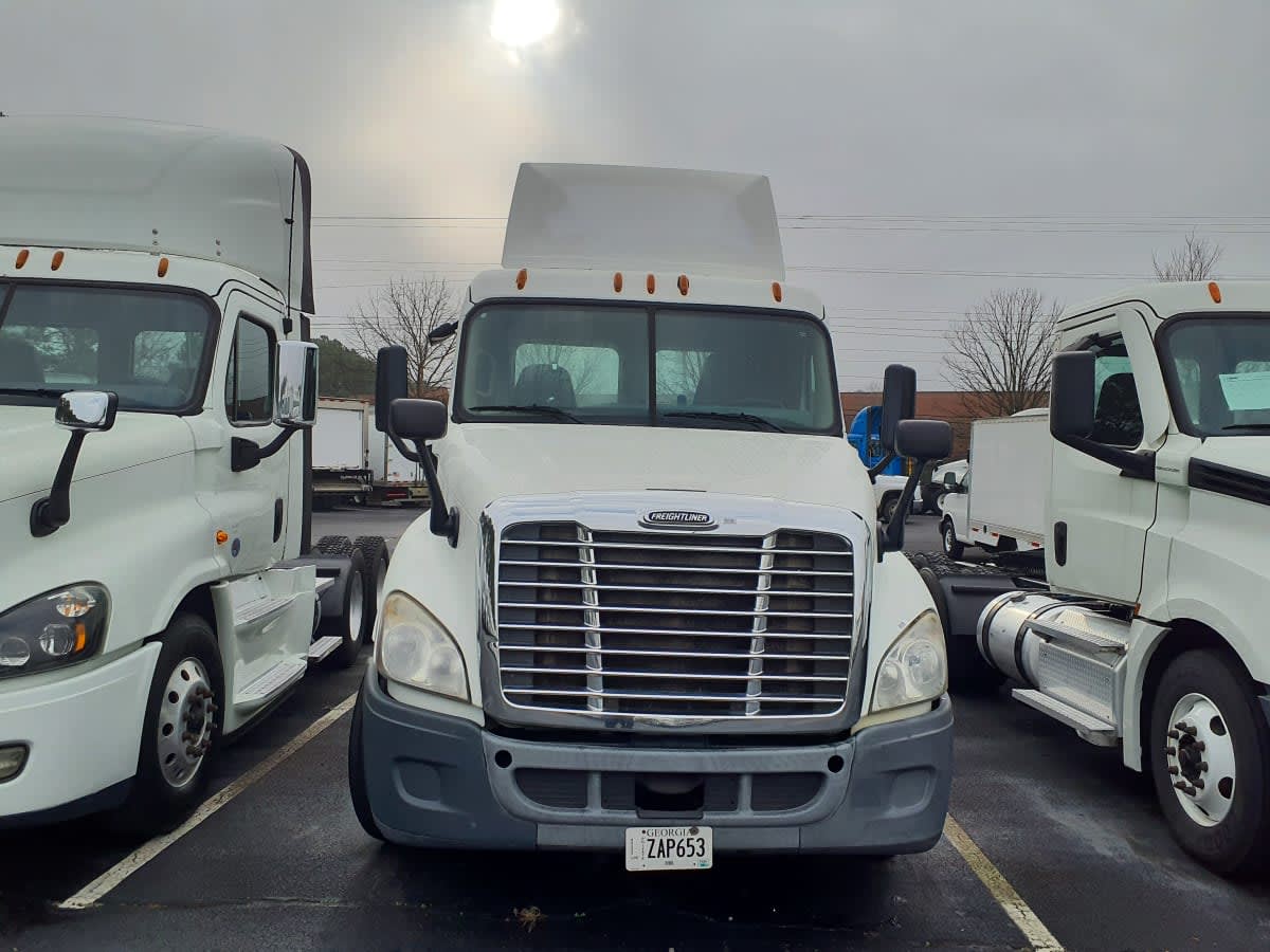 2015 Freightliner/Mercedes CASCADIA 125 302101