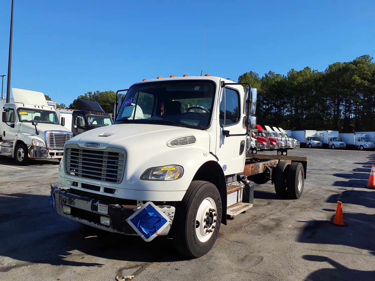 2015 Freightliner/Mercedes M2 106 302154