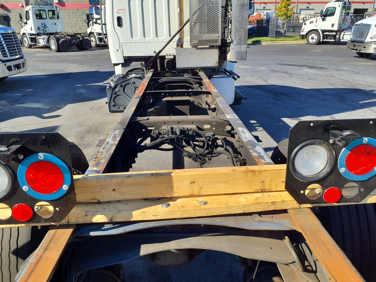 2015 Freightliner/Mercedes M2 106 302154