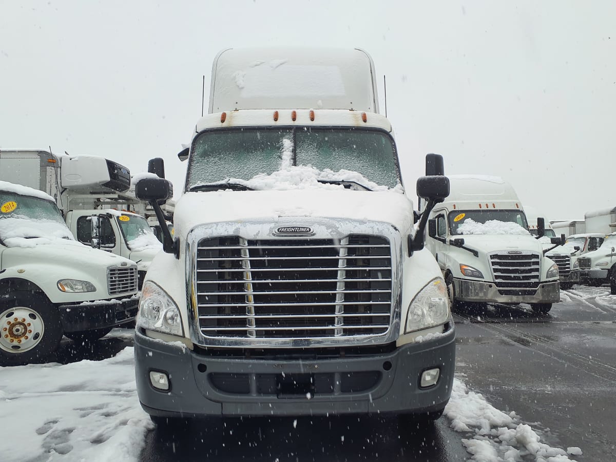 2017 Freightliner/Mercedes CASCADIA PX11364ST 302988