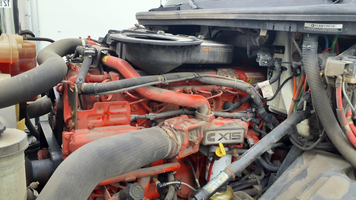 2019 Navistar International LT625 DAYCAB T/A 303114