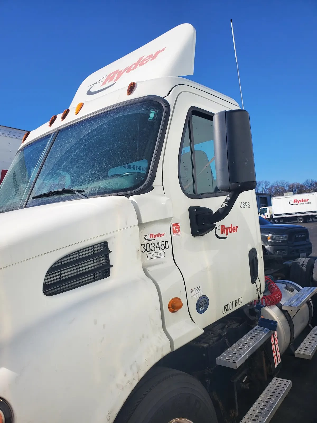 2014 Freightliner - image 7