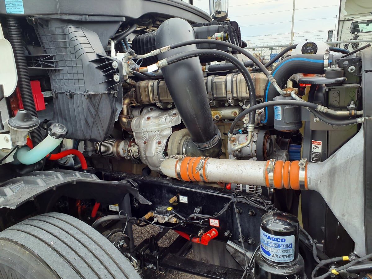 2020 Freightliner/Mercedes PT126064ST 303487