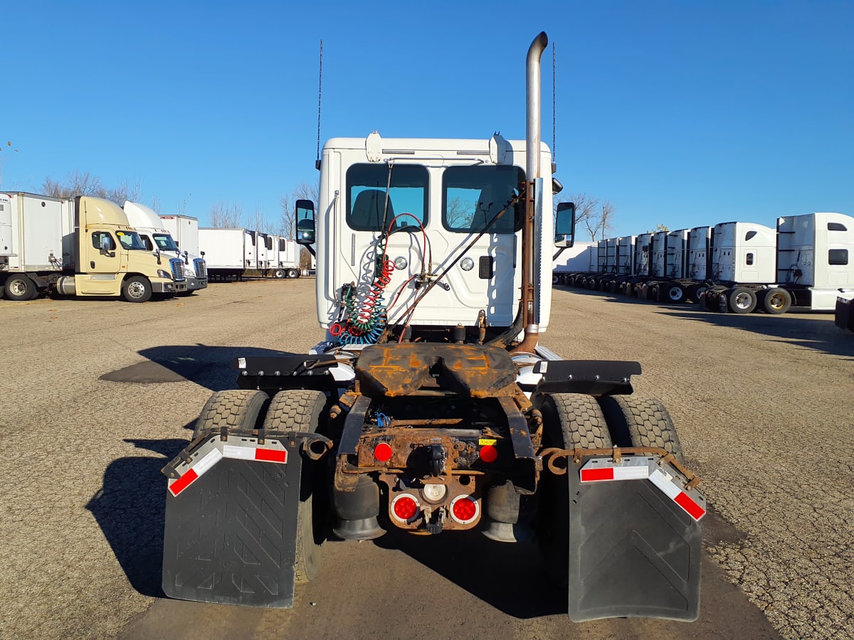 2014 Freightliner/Mercedes CASCADIA 113 304268