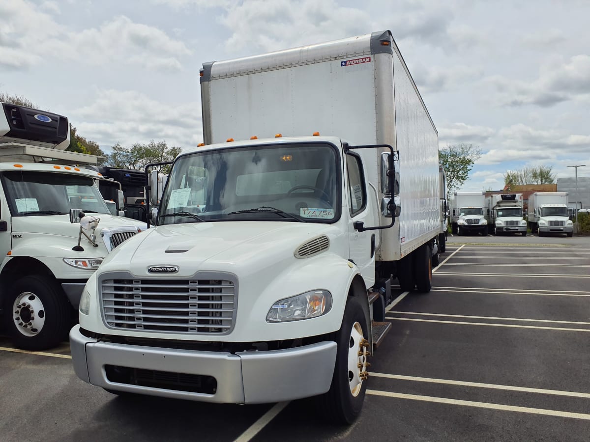 2015 Freightliner/Mercedes M2 106 304829