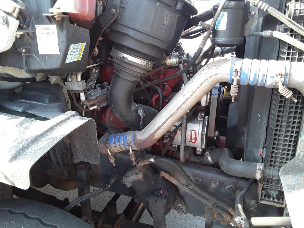 2015 Freightliner/Mercedes 108SD 305287