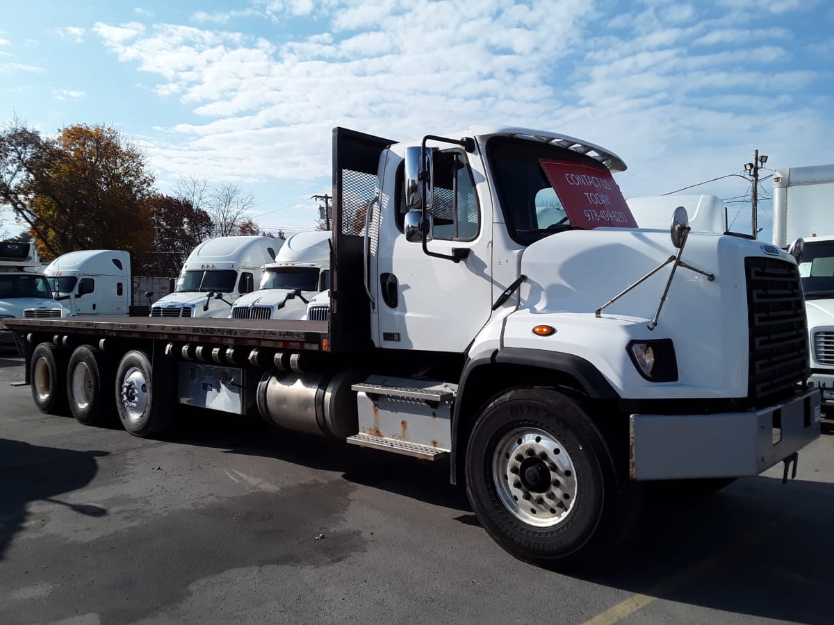2015 Freightliner/Mercedes 108SD 305287
